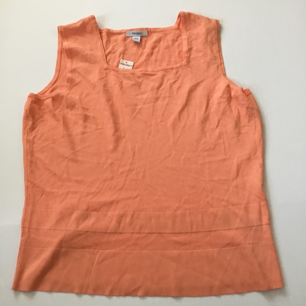 4/$16 🌺 Peachy Orange Shirt